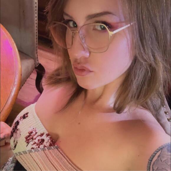 vanessaleves653